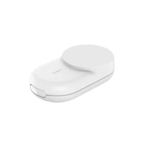 BELKIN UltraCharge 3-in-1 Foldable Magnetic 25W Qi2 Charger,