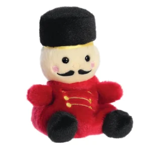 Herma Palm pals Marius nutcracker